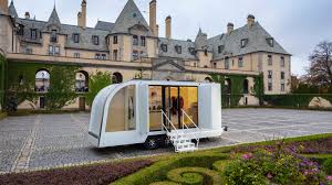 Последние твиты от louis vuitton (@louisvuitton). What If The Louis Vuitton Store Came To You Vogue