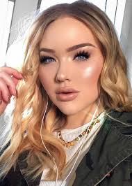 Nikkie tutorials exposes how she was treated by ellen degeneres. Nikkietutorials Height Weight Age Boyfriend Family Facts Biography