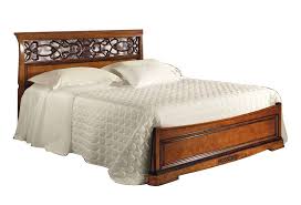 Ausgestattet mit doppelbetten (deutsche maße: Doppelbett Mit Schnitzarbeit In Mokka Bett 2 Platze Klassisch Elegant Fur Schlafzimmer Doppelbett Aus Holz Erstklassig Einrichtung Aus Italien Kaufen Bei Arteferretto S R L