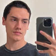 Ayme Hernandez (@aymerhdez)