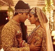 Ranbirkapoor Ranbirkapoor In A Sabyasachi Sherwani For The Movie Aedilhaimuskhil Adhm Dharmamovies Handcraf Ranbir Kapoor Bollywood Couples Groom Style