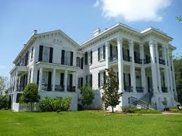 Beautiful place but will not return de the southern mansion. A Stately Southern Mansion Picture Of Nottoway Plantation White Castle Tripadvisor