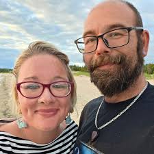 Who can officiate a wedding