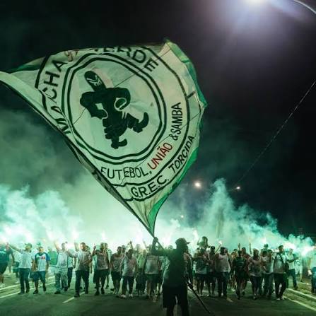 A CAMINHADA VERDE | MANCHA VERDE A Mancha reuniu hoje, em nossa quadra, as Subsedes e Quebradas para uma caminhada at&eacute; o Allianz Parque, celebrando o retorno da torcida &agrave;s arquibancadas! &ldquo;Eu