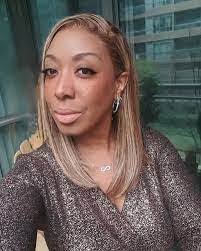 Karen Currington's Instagram, Twitter & Facebook