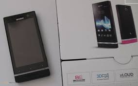 Sony Xperia U - Pictures - PhoneMore