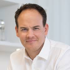 Dr. Daniel Dugandzic