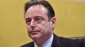 Weinig kunstenaars die verdriet zo aangrijpend hebben verbeeld. Rechauffement Climatique Pour Bart De Wever La Solution Passe Par La Technologie Et Le Nucleaire