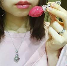 最近の持ち歩き用メイクポーチ の中身です 美容 コスメ cosmetics 化粧品 メイク make ポーチ ポーチの中身 リボン メゾンドフルール ピンク 女子力 すっぴんパウダー ジルスチュアート リップ washer necklace jewelry necklace