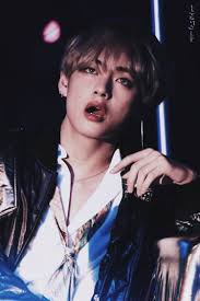 Kim taehyung wurde als ältestes kind einer fünfköpfigen bauernfamilie . Pin On Wow