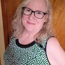 What options do I have for reducing wrinkles in clothing