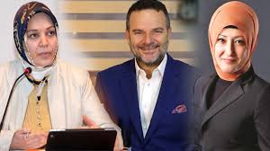 Hilal kaplan, 15 ağustos 1982 tarihinde i̇stanbul'da doğmuştur. Mutedeyyin Camia Karisti Hilal Kaplan Dan Ozturk Ve Albayrak A Ahlak Insanin Gonlunde Olacak