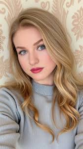 Expressions of Love and Affection Online