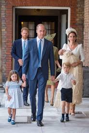 Here is princess charlotte kissing prince louis. Kate Middleton And Prince William Photographed With All Three Kids For First Time