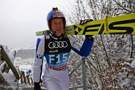 Kamil już mając cztery lata oddawał pierwsze skoki na małych budowanych wraz z kolegami skoczniach. Kamil Stoch Wypadek Sport Pl Najnowsze Informacje Pilka Nozna F1 Tenis Koszykowka Siatkowka