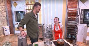 Du lundi au vendredi, louise petitrenaud fait partie des jurés de m6 dans l'émission mon gâteau est le meilleur de france. Visio Mon Gateau Est Le Meilleur De France Sur M6 Un Programme Plein De Saveurs Syma News Votre Magazine D Actualite