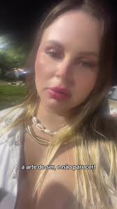 Bem calma e tranquila graças a Deus.😤😝