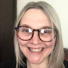 Rachel Earl's Instagram, Twitter & Facebook