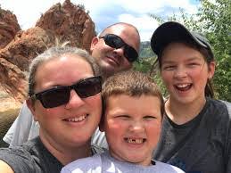 Amelia Graves's Instagram, Twitter & Facebook