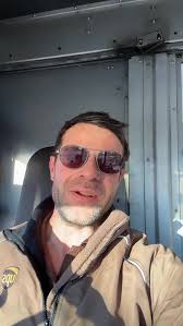 Wha a guy making sure his momma getting treated right. #goodbyekiss  #mommasboy #youngestincharge #youngestchild