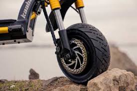 Wolf brand scooters presents a high quality 49 cc scooter at a low cost! Kaabo Wolf King Review Quarantine Isn T Stopping This 60 Mph Beast Scooter