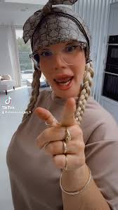 Chelsea Lee Art ®️ Official