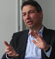 MASSNAHMEN ZU ENERGIESPAREN UND DEKARBONISIERUNG