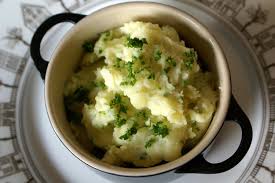 Puree De Pommes De Terre A L Ail Confit Recette De Puree De Pommes De Terre Par Chef Simon Puree Pomme De Terre Pomme De Terre Puree De Pomme