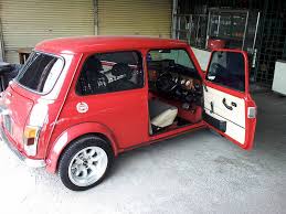 Mr bean turns simple everyday tasks into chaotic situations and will leave you in stitches as he mr. Mini Mr Bean Rawang Cuci Seat Kereta Terbaik Facebook