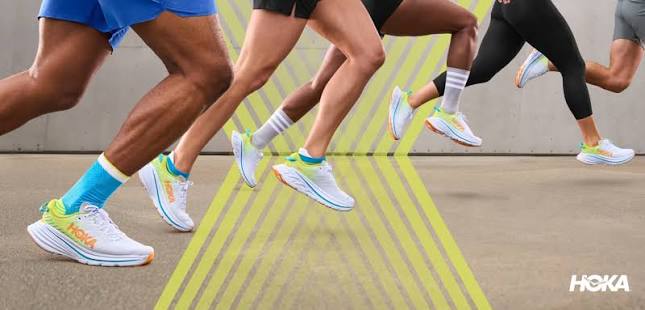 Top 10 đôi giày chạy bộ Hoka tốt nhất hiện nay [2023]– IMSPORTS