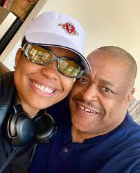 happy mother's day to me from a boy who loves his mama bear ❤️