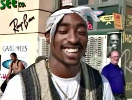 Tu penses que Pac écrirait et réaliserait quel genre de films ? 🎬 : r/Tupac