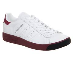 Today, they lend a classic feel to your street style. Adidas Forest Hills Trainers White Collegiate Burgundy Sneaker Herren