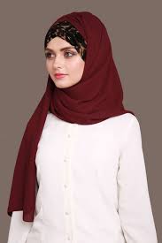 Leoparli Krep Sal Bordo Urun Kodu 150 39 90 Tl Moda Stilleri Sal Esarp