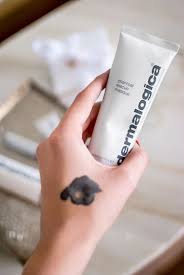 Benefits Of Using A Charcoal Mask Charcoal Mask Benefits Skin Brightening Mask Charcoal Mask