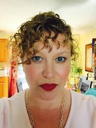 Stylist for natural curly hair?