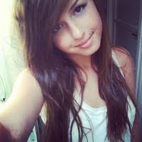 Aliza Ray's Instagram, Twitter & Facebook