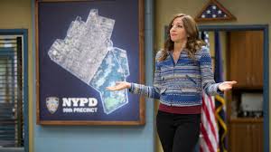 Последние твиты от chelsea peretti (@chelseaperetti). Brooklyn Nine Nine To Carry On Without Chelsea Peretti Vanity Fair