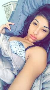 Ash Simone's Instagram, Twitter & Facebook