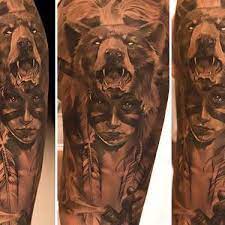 It is believed that the sioux indians created what is thought of as the traditional indian headdress. Bear Headdress Tattoo Novocom Top