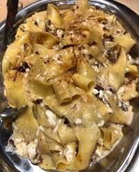Hungarian Cottage Cheese Pasta Turos Csusza Culinary Immigration Recipe Cottage Cheese Pasta Hungarian Recipes Eastern European Recipes