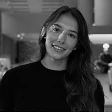 We did it! Today, our Team had the incredible opportunity to present the  launch strategy for a new product for Silver Agency