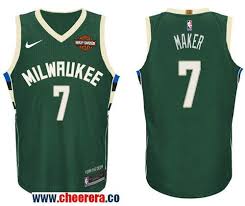 Rüste dich mit dem trikot deines lieblingsspielers aus oder fühle dich als teil des teams mit einem maßgeschneiderten bucks trikot. Pin On Nba Milwaukee Bucks Jerseys