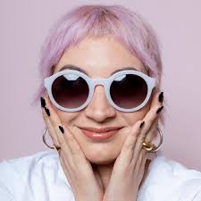 ZOË DE PASS EYEWEAR — Deborah Paterson