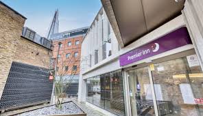 The hotel is easily accessed from heathrow airport via paddington station, just ten minutes away. London Southwark Borough Market Hotels Premier Inn
