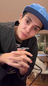 Blanco y Negro: El Estilo Perfecto de Paola Dagnino