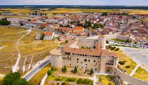 310.936.6632 • cuellar_joel@yahoo.com • joelcuellar.artstation.com •extensive years of gaming industry art experience in shipping aaa titles •advance knowledge of high to low poly modeling. Cuellar Castle Spain Stock Image Image Of Leon Fortified 156906249