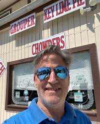 Terry Mackin (@terrymackin) • Instagram photos and videos