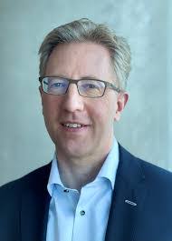 David Rain's Instagram, Twitter & Facebook