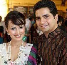 Последние твиты от nisha rawal (@nisharawal16). Yeh Rishta Kya Kehlata Hai Actor Karan Mehra Arrested For Beating Up Wife Nisha Rawal